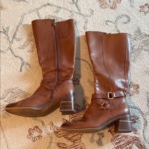 Brown leather Heeled Boots